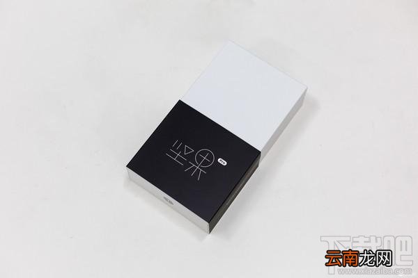 锤子坚果Pro怎么样?坚果Pro开箱体验