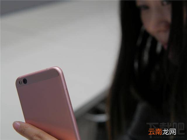 坚果Pro和小米5c哪个好？小米5c和坚果Pro区别对比
