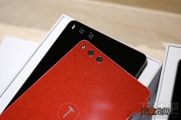 坚果Pro有什么颜色？坚果Pro哪种颜色好看？