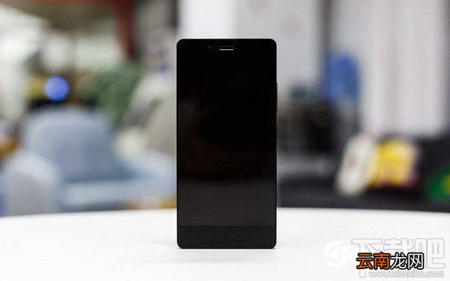 坚果pro和oppoa57哪个好？oppoa57和坚果pro区别对比