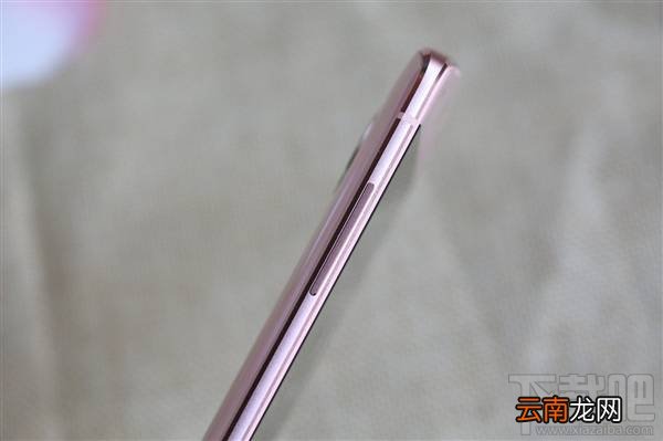美图M8樱花粉怎么样？美图M8樱花粉色开箱图赏