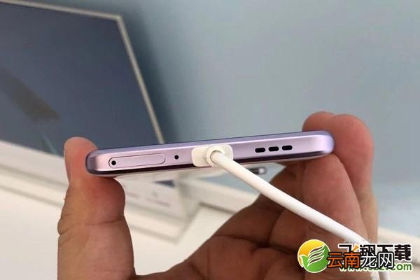 oppo reno3 pro支持3.5毫米的耳机吗 oppo reno3 pro有耳机孔吗