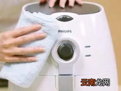 空气炸锅上面如何拆洗