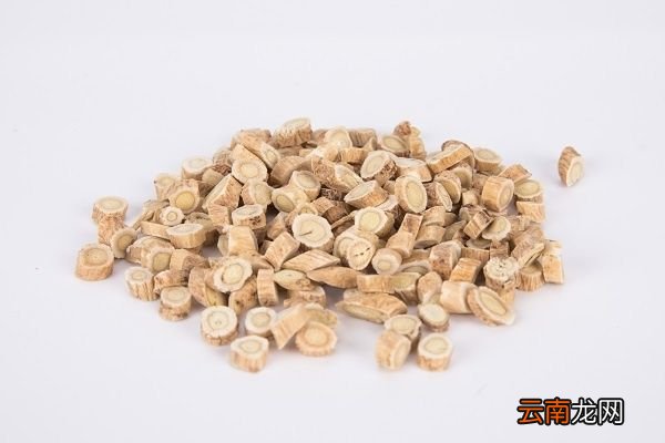 炙黄芪的功效与作用 炙黄芪的禁忌人群