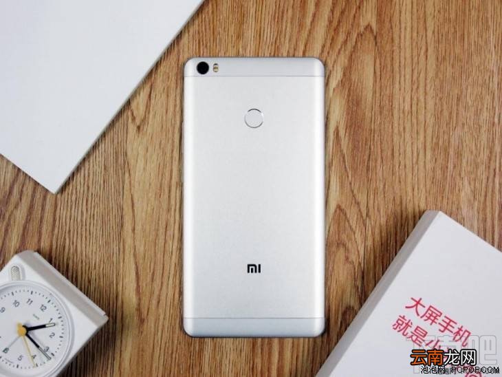 小米Max2和小米Max哪个好?小米Max2和小米Max有哪些区别?