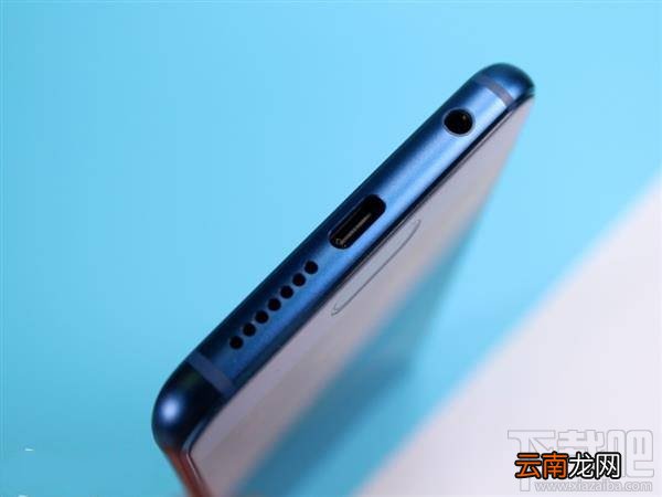 荣耀9哪个颜色好看？荣耀9灰色和蓝色对比图鉴