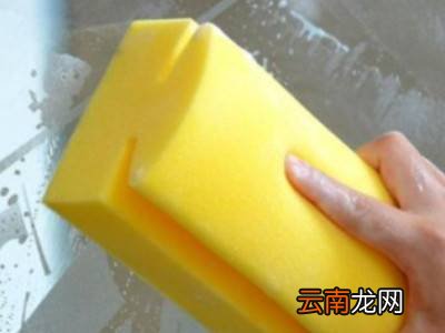 保洁公司擦玻璃的方法