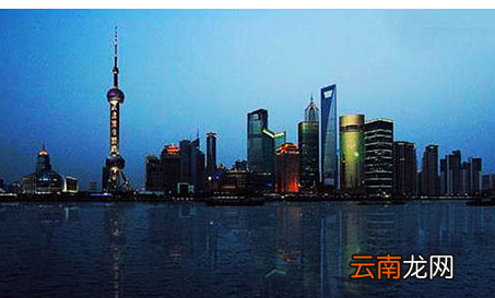 美图秀秀中制作出夜景倒影图片具体操作方法