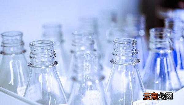 一氧化碳还原氧化铜的化学方程 氧化铜和一氧化碳的化学反应方程式是什么
