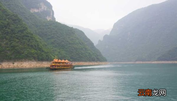 山峡大坝在长江的哪个部分 长江三峡大坝在哪里