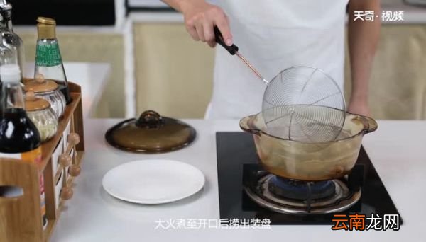 鸡蛋羹怎么蒸出来又嫩又滑 鸡蛋羹怎么做