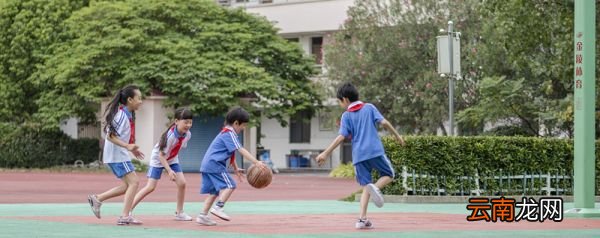 儿童打篮球的好处 孩子学篮球的好处