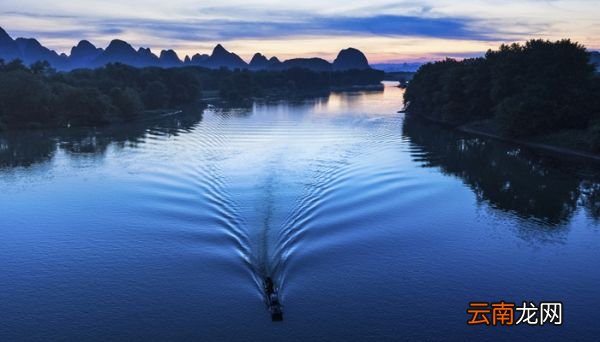 我爱漓江表达了作者怎样的思想感情 漓江位于哪里