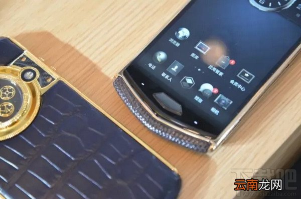 8848钛金手机m4多少钱？8848m4钛金手机怎么样？