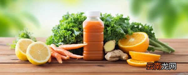胡萝卜汁生喝还是熟喝 胡萝卜汁生喝和熟喝哪个更好
