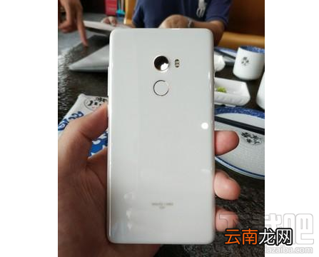 小米MIX 2白色全陶瓷尊享版多少钱?小米MIX 2全陶瓷尊享版售价