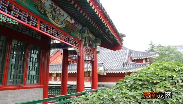 红楼梦主要内容概括 红楼梦全书概括