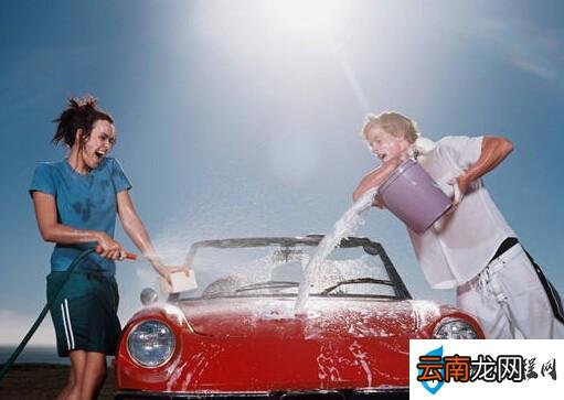 洗车的一些注意事项 洗洁精能不能洗车