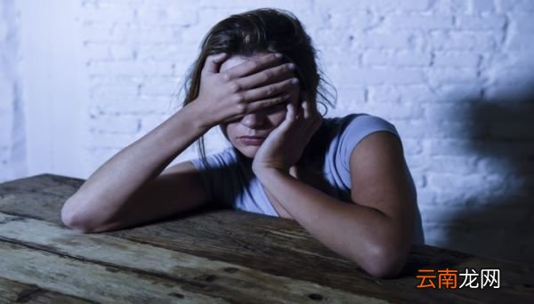 感慨生活不易心酸无奈的句子 感叹生活不容易经典句子