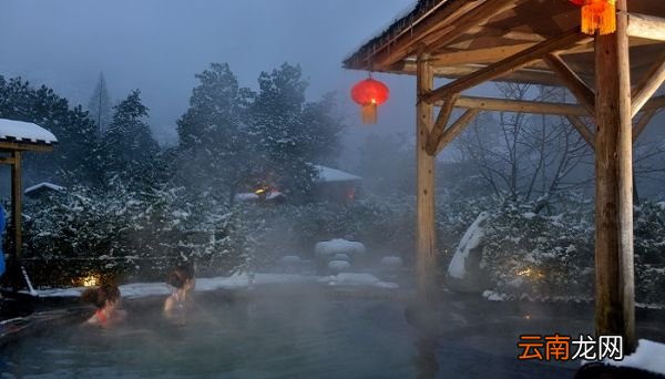 泡温泉的好处 泡温泉的好处有哪些