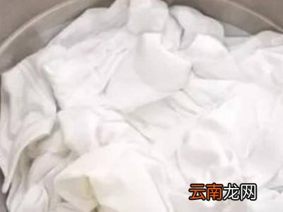 如何正确使用漂白水洗衣服