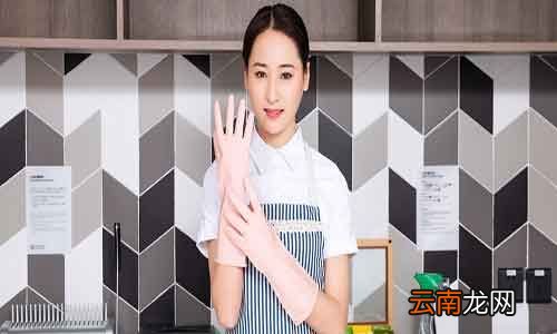 拖把上的头发怎么清理 如何去除拖把上的头发