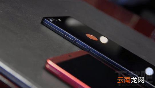 坚果pro2顶配版多少钱？坚果pro2顶配版和普通版区别