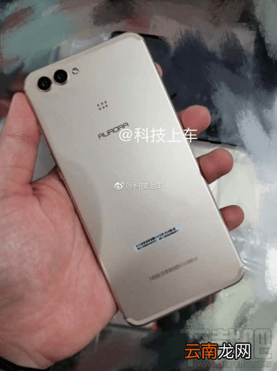 华为p11plus是曲面屏吗？华为p11plus谍照图片曝光