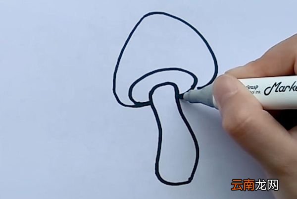蘑菇简笔画蘑菇的简笔画
