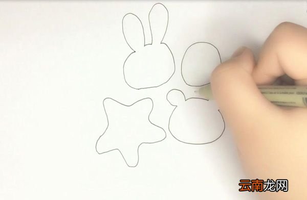 气球简笔画