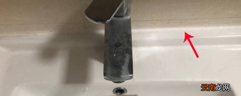 玻璃胶霉斑去除小窍门