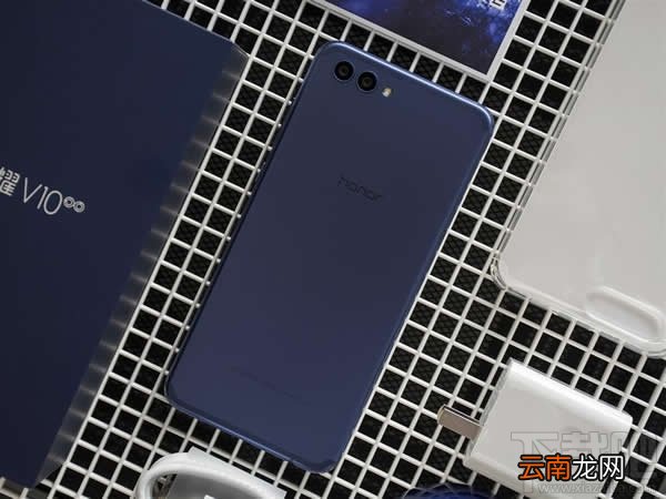 荣耀V10极光蓝怎么样？荣耀V10极光蓝图鉴