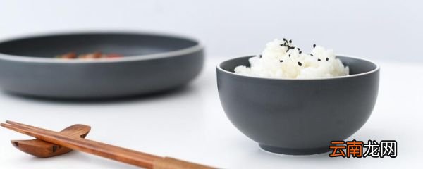隔水蒸米饭诀窍 隔水蒸白米饭需要多久