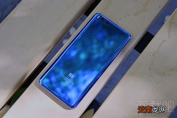 小米6和荣耀V10外观哪个好看？小米6和荣耀V10对比分析