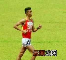 竞走式跑步的准确动作