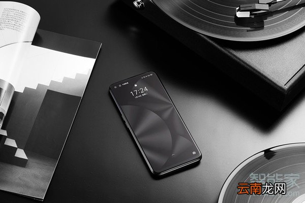 realme x50屏幕分辨率是多少