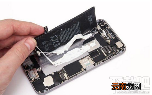 手机换电池自己能换吗？怎么自己更换iPhone电池？