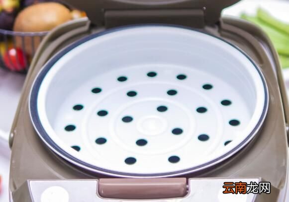 电饭煲内胆清洗妙招 电饭煲内胆污垢怎么洗