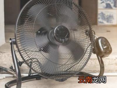 客厅吃火锅怎么排气