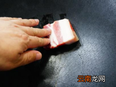 炒菜粘锅怎么办小妙招