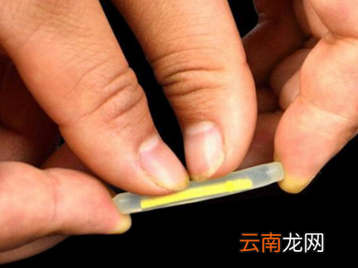荧光棒怎么用