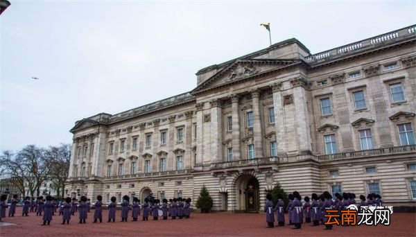 英国地理位置经度纬度各多少 英国的经纬度是多少