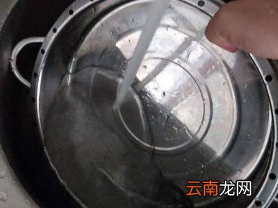 蒸锅水垢太厚怎么去除