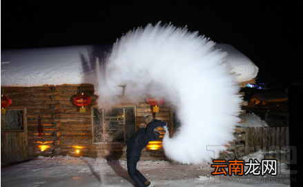 泼水成冰视频怎么拍？泼水成冰视频拍摄方法