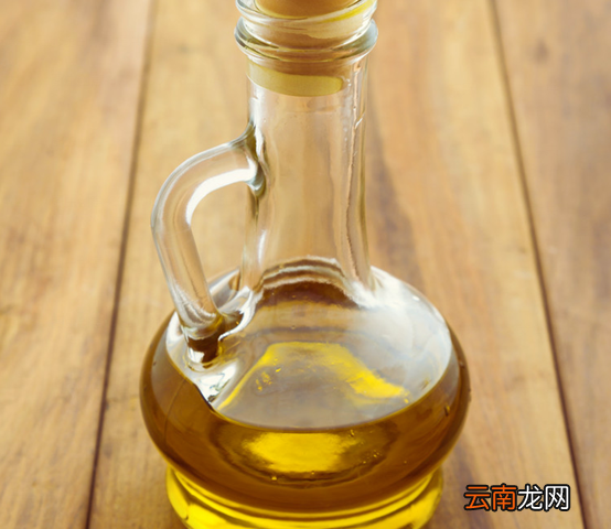 怎样擦地板砖更亮 擦地砖干净亮的小窍门