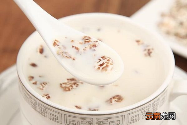 黑燕麦片的功效与作用 黑燕麦片有什么优点