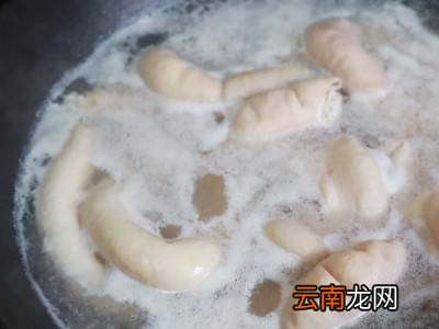 半熟猪大肠怎么清洗