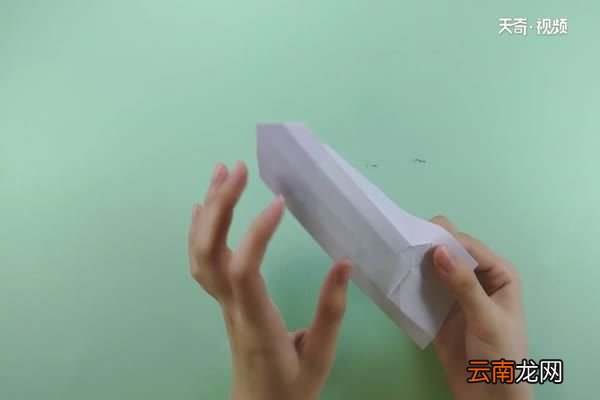 爱心书签怎么折 爱心书签的折法