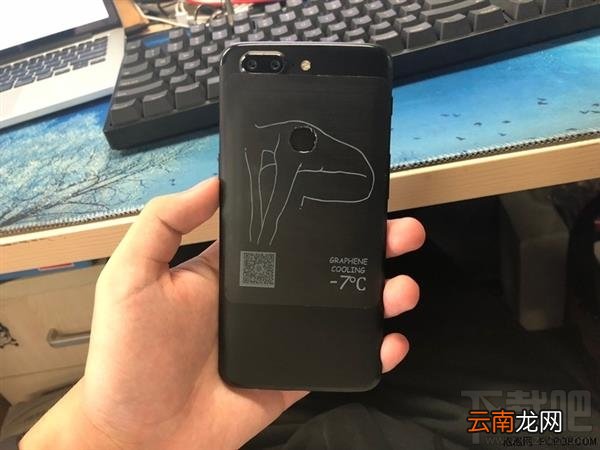 玩游戏手机发热怎么办，如何给手机降温？