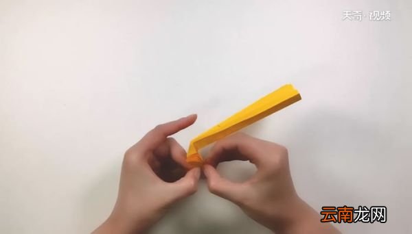 字母C的折法 字母C怎么折